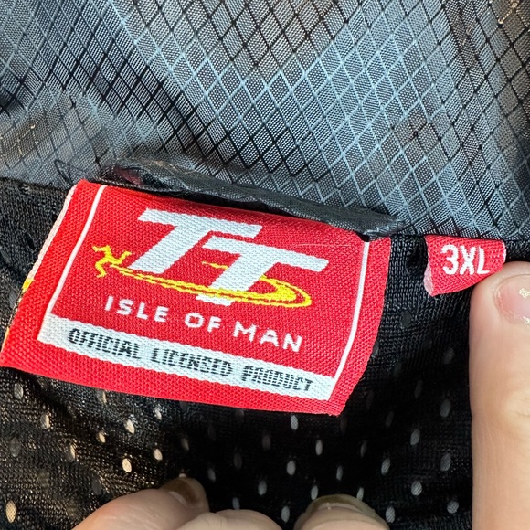 Motorsport Merchandise "Isle Of Man" Windbreaker Jacket - Picture 9 of 12